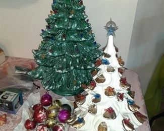 Nice ceramic trees, no chips, bases work.  Green tree has glued in bulbs, white tree has loose birds. And a little selection of Shiny Brite ornaments.