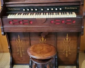 Late 1800's/Turn of the Century Pump Organ