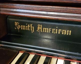 Late 1800's Smith American Pump Organ 