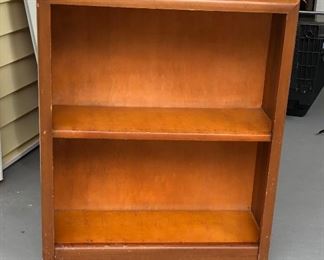 https://www.ebay.com/itm/114315474080	LAN9928: Vintage Oak 2 Shelf Book Shelf Local Pickup	Auction	 Starts After 6PM 07/22/2020 
