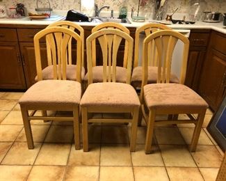 https://www.ebay.com/itm/124268193318	LAN9933:  6 Blond Wood Dinning Room Chairs Local Pickup	Auction	 Starts After 6PM 07/22/2020 
