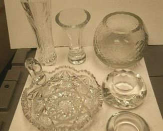 https://www.ebay.com/itm/114314458155	WL3034 USED VINTAGE LOT OF ASSORTED CRYSTAL GLASS ITEMS	Auction	 Starts After 6PM 07/22/2020 
