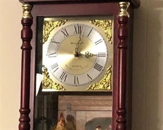 https://www.ebay.com/itm/124267627338	WL4006: Daniel Dakota Westminster Chime Wood with Gold Trim Wall Hanging Clock Local Pickup	Auction	 Starts After 6PM 07/22/2020 
