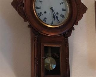 https://www.ebay.com/itm/124268075185	WL5002: Antique Regulator Clock Wall Hanging Local Sale Pickup	Auction	 Starts After 6PM 07/22/2020 

