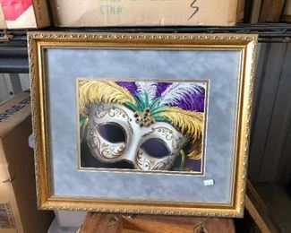 https://www.ebay.com/itm/114315374215	WL7061: New Orleans Mardi Gras Mask Mixed Media Framed Art Local Pickup	Buy-It_Now	 $95.00 
