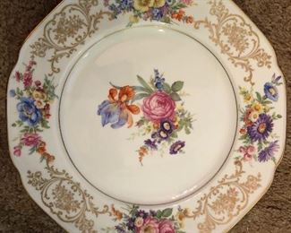 Fine China - 22 Dinner Plates Plus Cups And Saucers