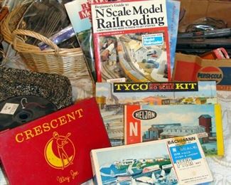 Vintage, 1940's, Wiry Joe, metal box, model railroad, Bachmann, Tyko, kit, books, accessories