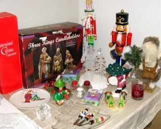 Christmas, holiday decor, serving pieces, Nutcracker, platters, Wise-men, Three Kings, candle holders