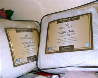 Royal Velvet, white Down comforter, king size, queen size