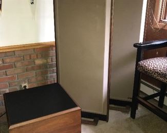 Phase Linear Andromeda III speaker system with bass module/subwoofer.  Extremely rare!
$400