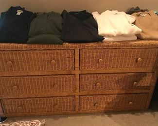 6 drawer rattan dresser
$100