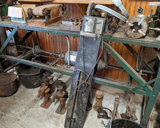 Work bench with power tools