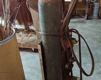 Oxygen aceling tank 