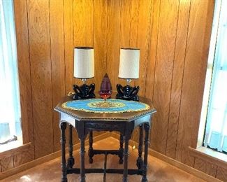 Antique Round Table $100.00