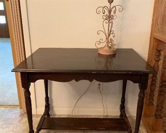 Antique Table (Square)
$85.00