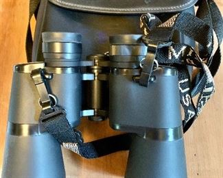$25 Bushnell binoculars with case 