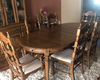 Better view of dining table 