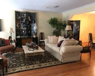 Rugs....rugs.... rugs... excellent condition various sizes  patterns and colors Karastan