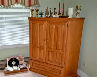 oak corner cabinet