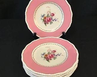 Set of 12 Royal Doulton Vintage Dinner Plates 