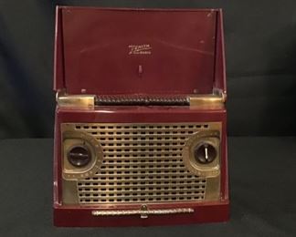 Vintage Zenith Long Distance Radio 