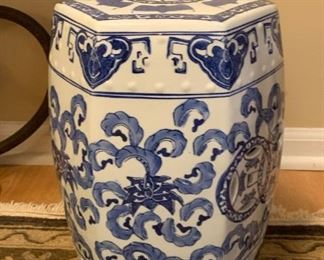Lot #817 - $50 - Small Blue & White Porcelain Asian Garden Stool