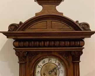 Lot #824 - (detail view of clock)