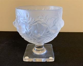 Lot #854 - $175 - Lalique Crystal  Elizabeth Pedestal Vase, Sparrow Birds (France)