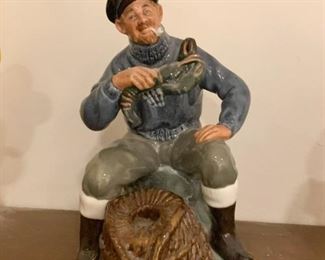 Lot #917 - $20 - Royal Doulton Figurine "The Lobster Man"
