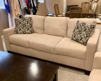 Lot #925 - $300 - Contemporary 3-Seat Sofa