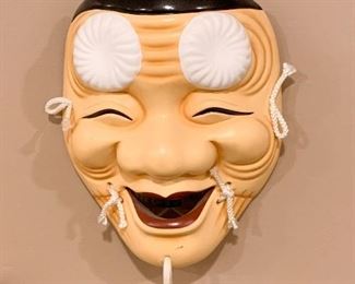 Lot #933 - $25 - Japanese Mask / Wall Hanging