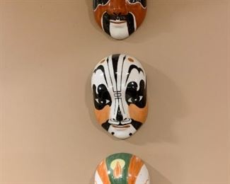 Lot #937 - $30 - Set of 3 Japanese Opera Mask Wall Hangings