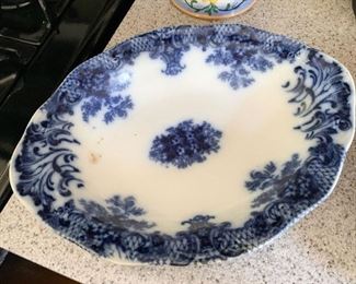 Flow Blue Dish - NOT Available for Online Purchase.  You must purchase at the sale.