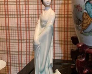 Lot #218 - $50 - Porcelain Asian Lady Statue