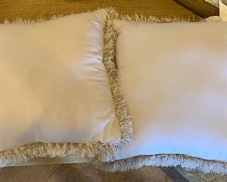 2pc fluffy Shag throw pillows	22x22		PT115