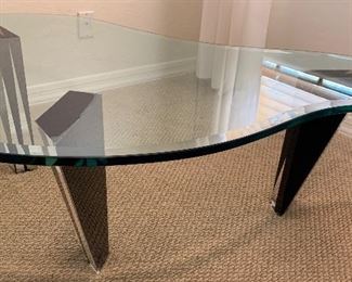 Contemporary Biomorphic/Amoeba Glass Coffee Table	16x52x36in	HxWxD	PT132