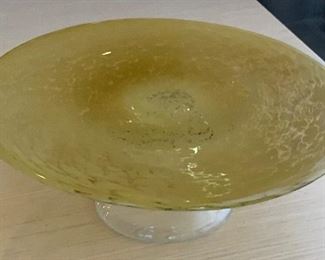 Art Glass Cake Platter	3in H x 10in Diameter		PT261