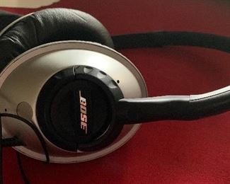Bose Wired Headphones			PT285
