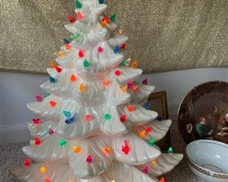 Vintage ceramic Christmas tree, with  music box 