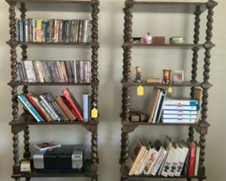 2 bookcases