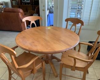 Kitchen table 46” plus has 1 extra leaf