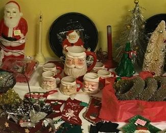 Ceramic Santa pitcher & mugs
