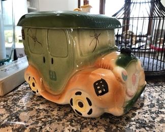 Vintage cookie jar