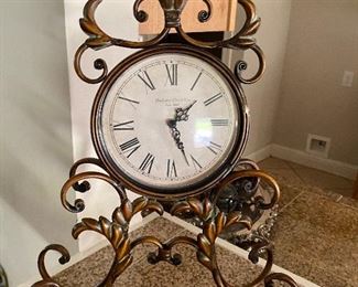 Metal Clock $6.00 