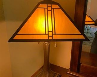 Mission style table lamp