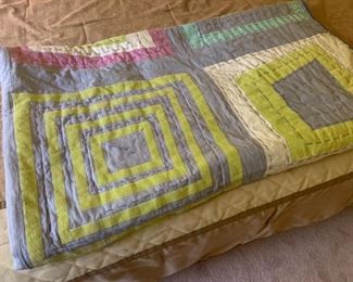 Contemporary colorful quilt