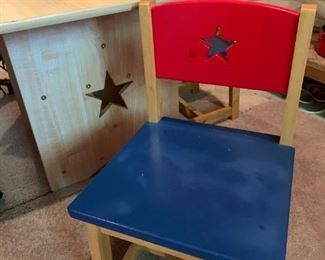 Kid's table and chairs (2 chairs)