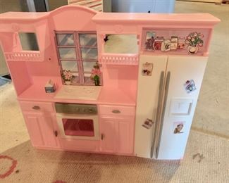 Dollhouse furniture - Barbie size