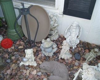 cement garden  frog and bever 