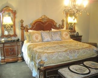 King size Presidential Bedroom Suite, approx 10 pieces in total with bedding and Serta Mattress (Hardly used guest bedroom set).  